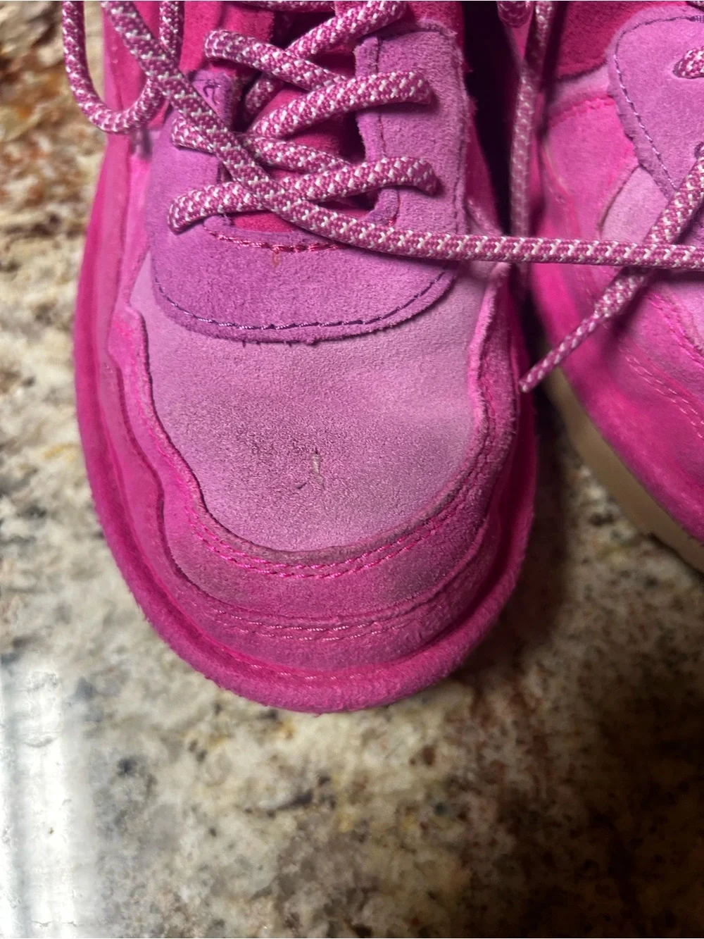 UGG Big Girl’s 6 Hot Pink/Purple Leather Fleece-Lined Lace-Up Boots